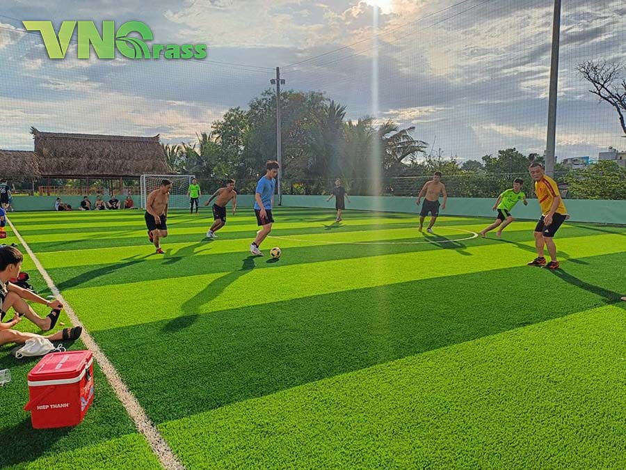 Sân bóng đá cỏ nhân tạo tại Quảng Nam