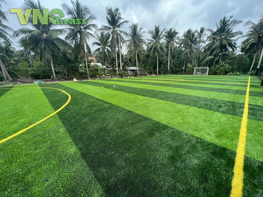 Thi công sân bóng đá cỏ nhân tạo tại An Giang