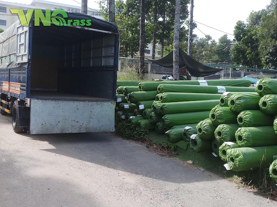 Cung cấp cỏ nhân tạo sân bóng tại Khánh Hòa