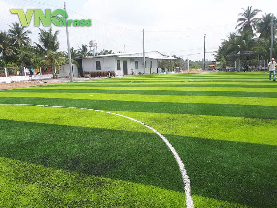 Thi công sân bóng đá cỏ nhân tạo tại Kiên Giang