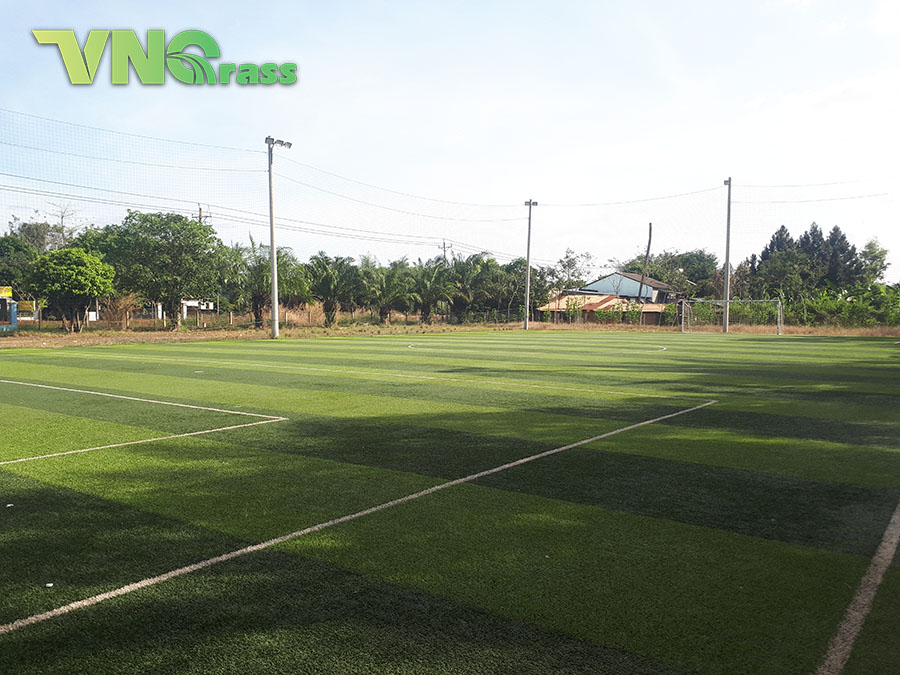 Thi công sân bóng đá cỏ nhân tạo tại Trà Vinh