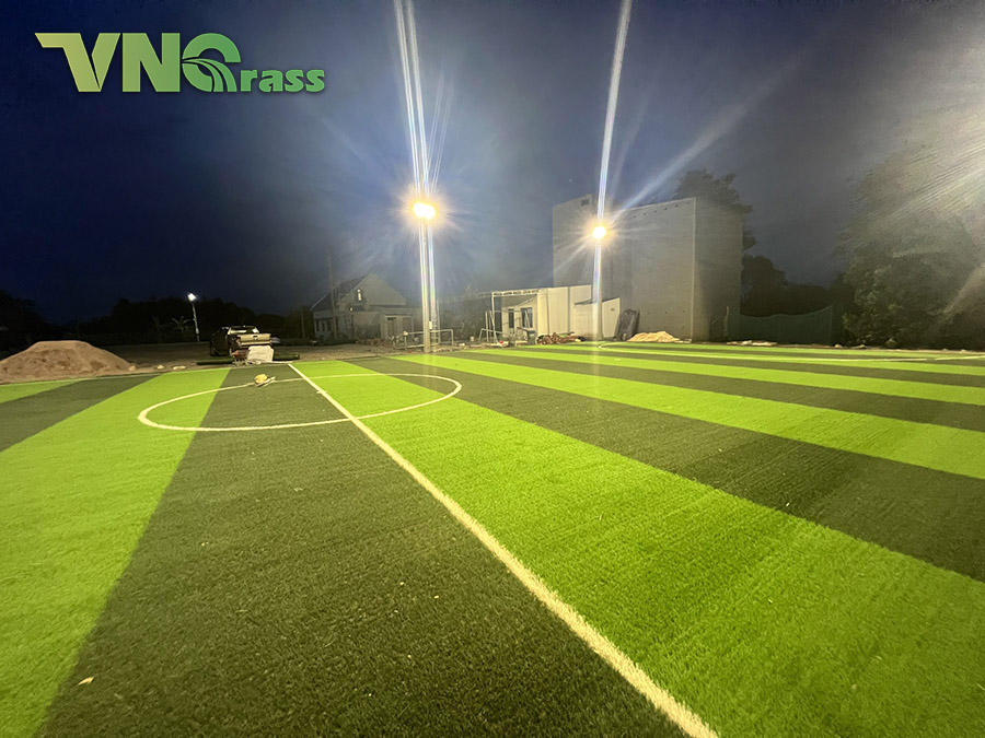 Sân bóng đá cỏ nhân tạo tại Bến Tre