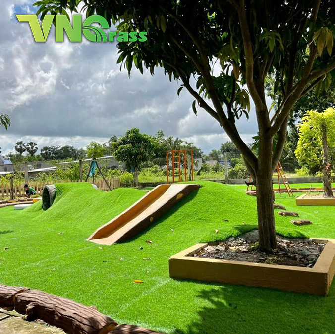 co nhan tao san vuon quan binh tan 2