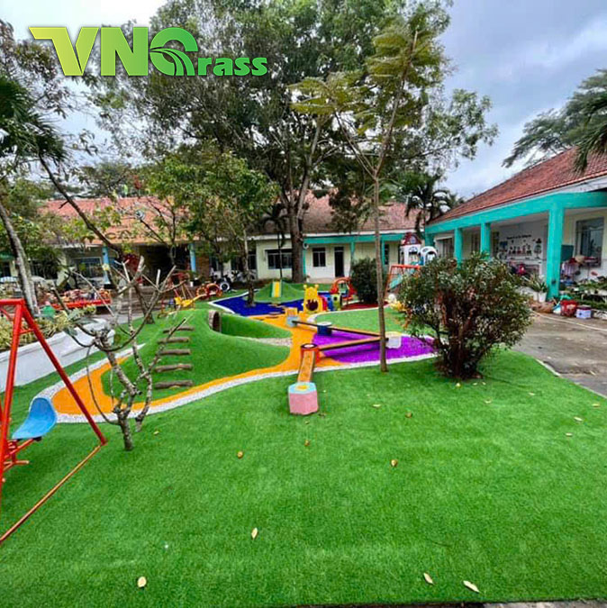 co nhan tao san vuon quan tan phu 3